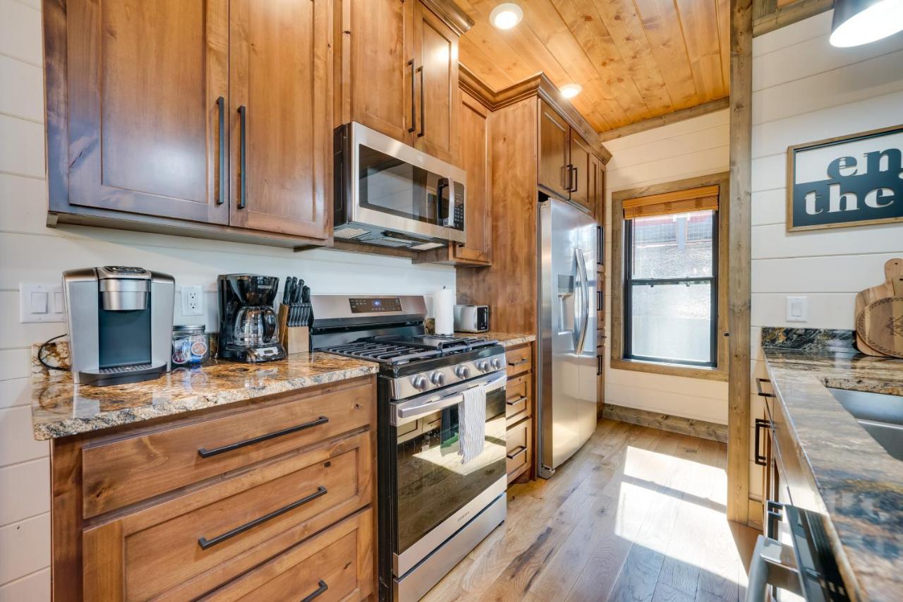 Serene Broken Bow Cabin With Hot Tub And Fire Pit! Экстерьер фото